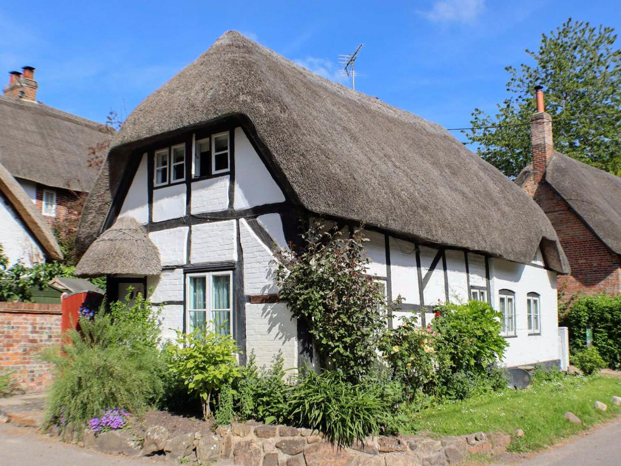 Mortimer Cottage Wootton Rivers Exterior photo