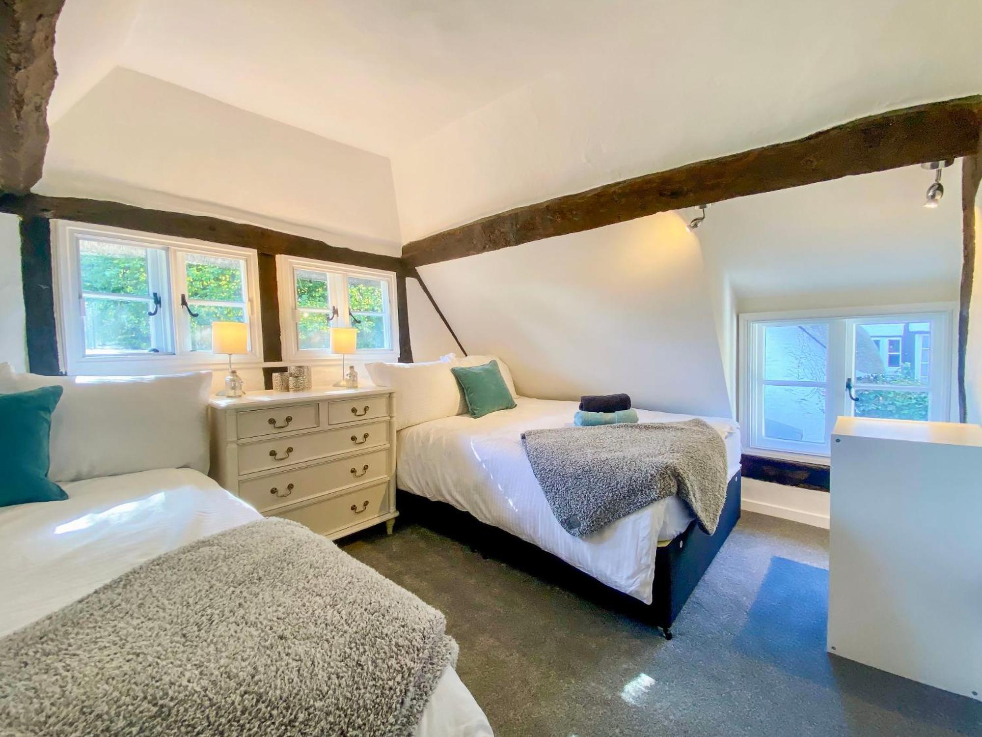 Mortimer Cottage Wootton Rivers Exterior photo